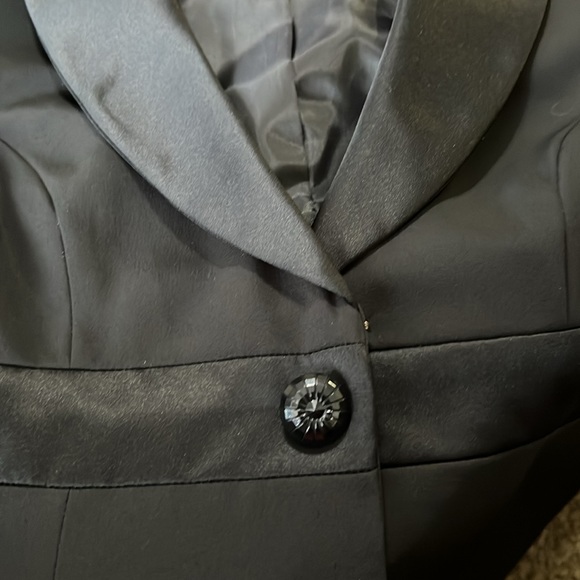 NINE WEST 3 Piece Suit(coat, camisole, pants)Tuxedo Accent, Lined, Sz 2, EUC. - Picture 15 of 15